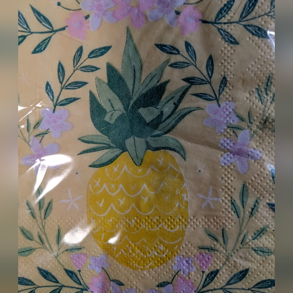 Hello Sunshine, Pineapple Party Supplies - Picture 4 of 5